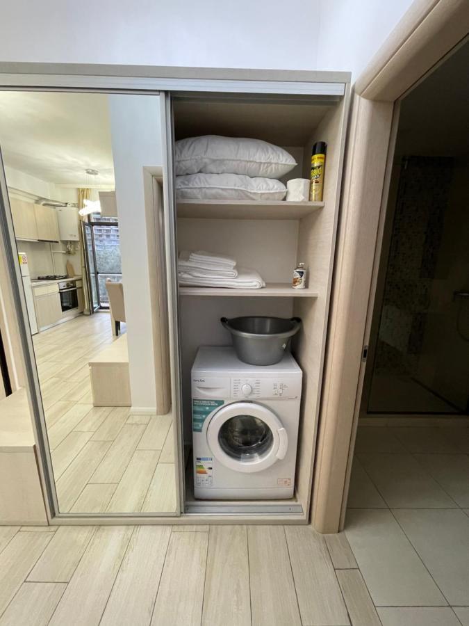 Apartamento Selena By The Sea Mamaia Exterior foto